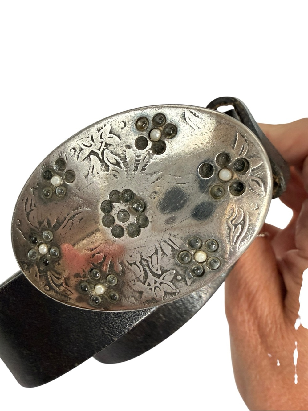 Western floral buckle black Leather belt made in Italy Nbel
